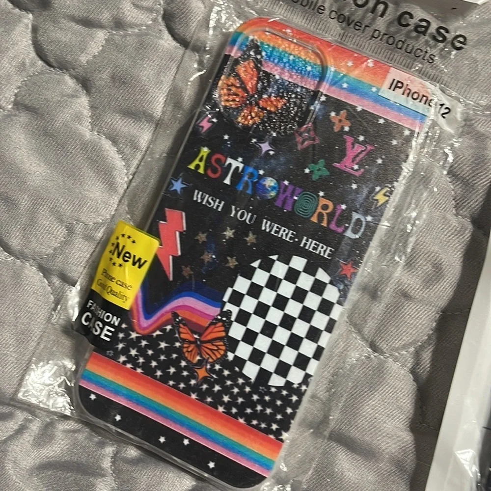 New set/10 random phone cases